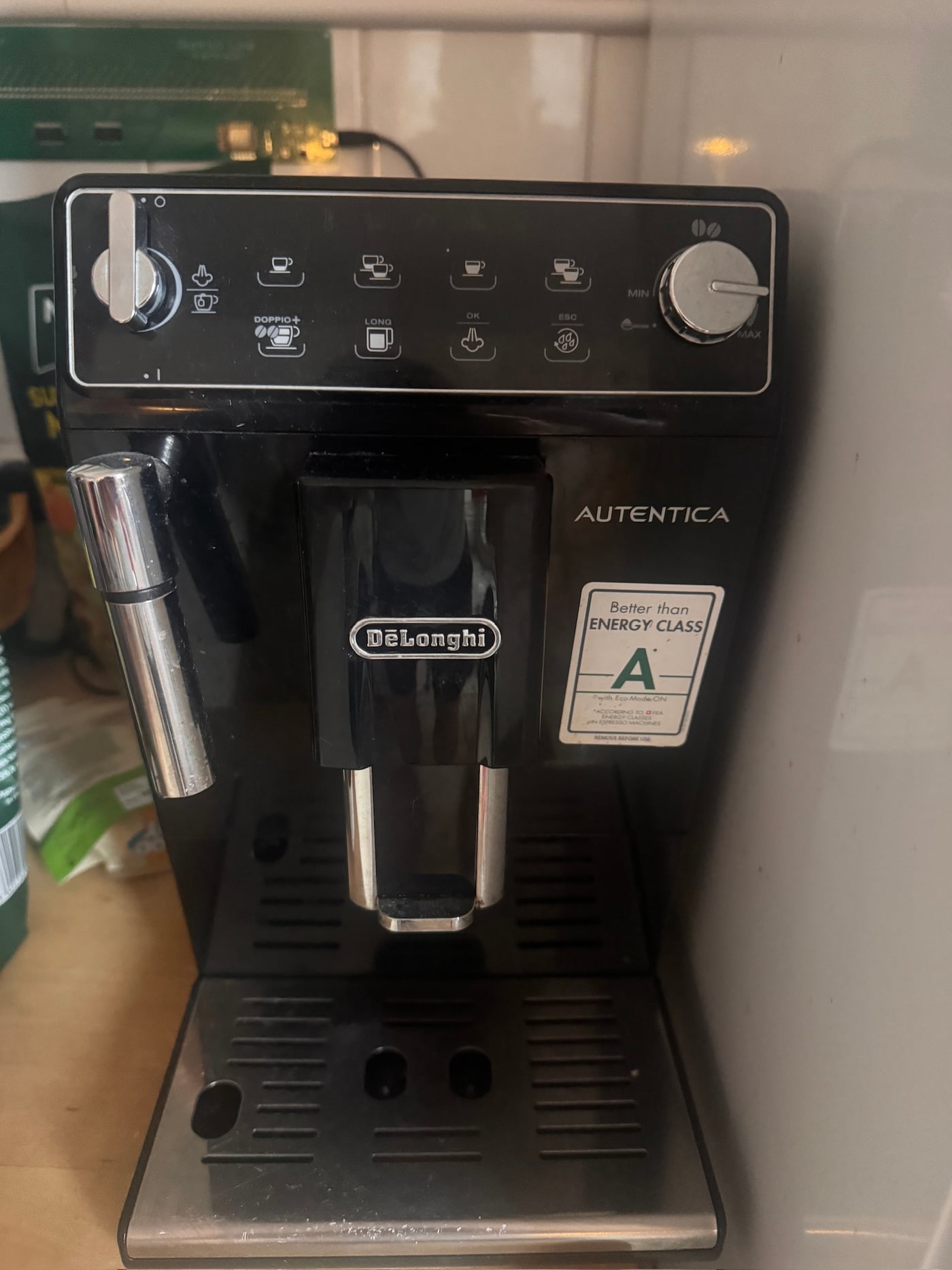 De’Longhi Autentica automatic product photograph